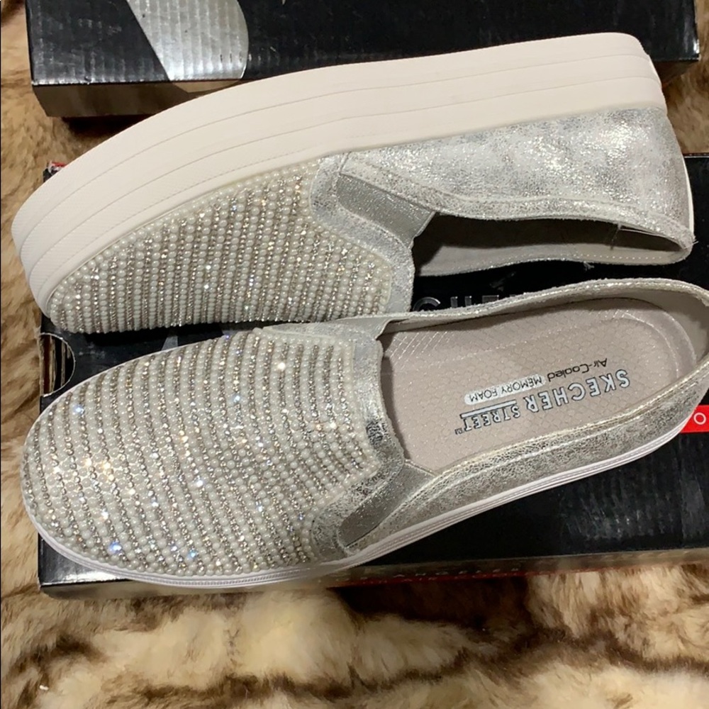 Skechers shiny dancer fashion shoes